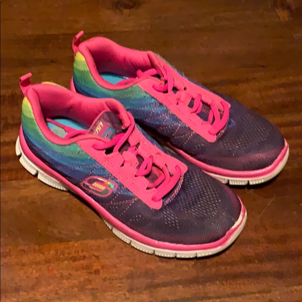 Girls Sketchers size 1